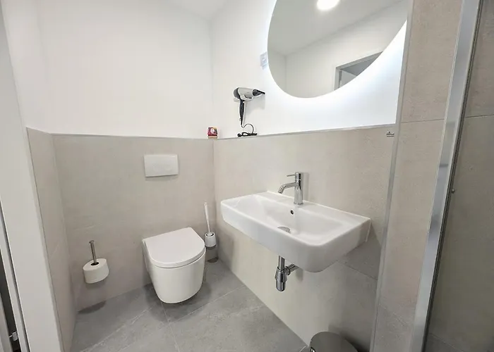 K06 - Centrally Located Near Metro Station * Wenen